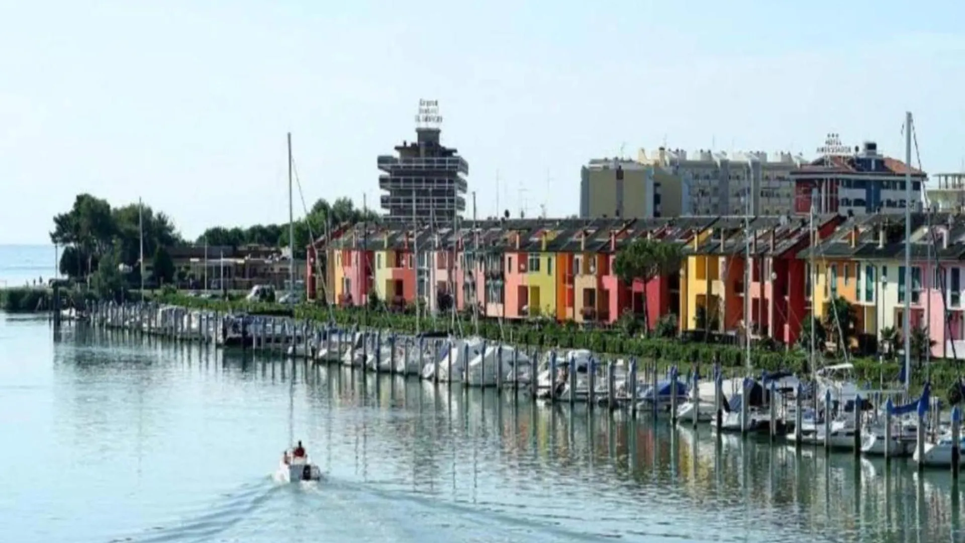 Welcoming Apartment In Porto Santa Margherita With Private Terrace Italie